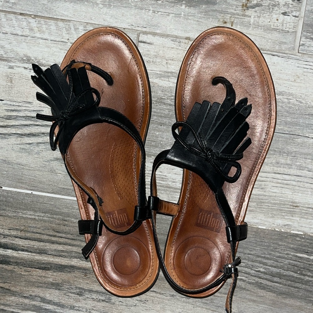 Good condition fitflop black tassel brown leather